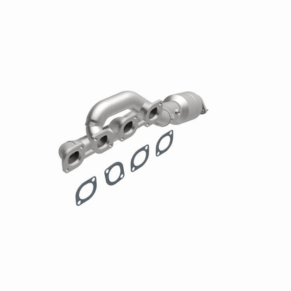 MagnaFlow Direct Fit Catalytic Conv BMW 99-03 540I 4.4L / 99-01 740I/740IL 4.4L California - P/S