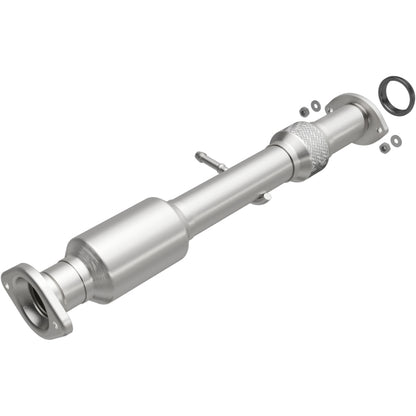 MagnaFlow Direct Fit Catalytic Converter 14-15 Toyota Highlander 3.5L