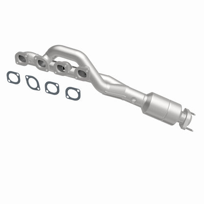 MagnaFlow Direct Fit Catalytic Conv BMW 99-03 540I 4.4L / 99-01 740I/740IL 4.4L California - P/S