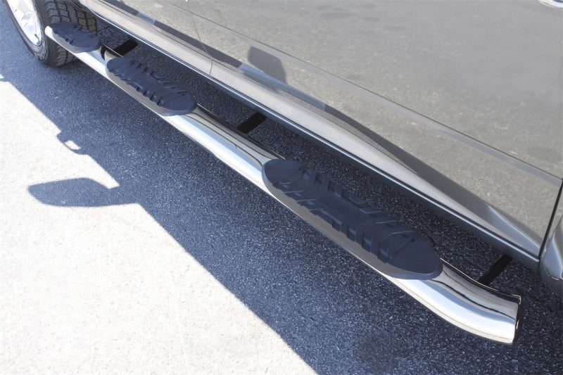 Lund 09-17 Dodge Ram 1500 Crew Cab (5.5ft. Bed) 5in. Oval WTW SS Nerf Bars - Polished