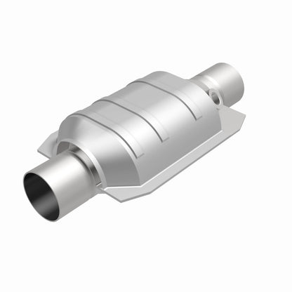 MagnaFlow Universal Catalytic Converter 2 W/Single O2 Boss