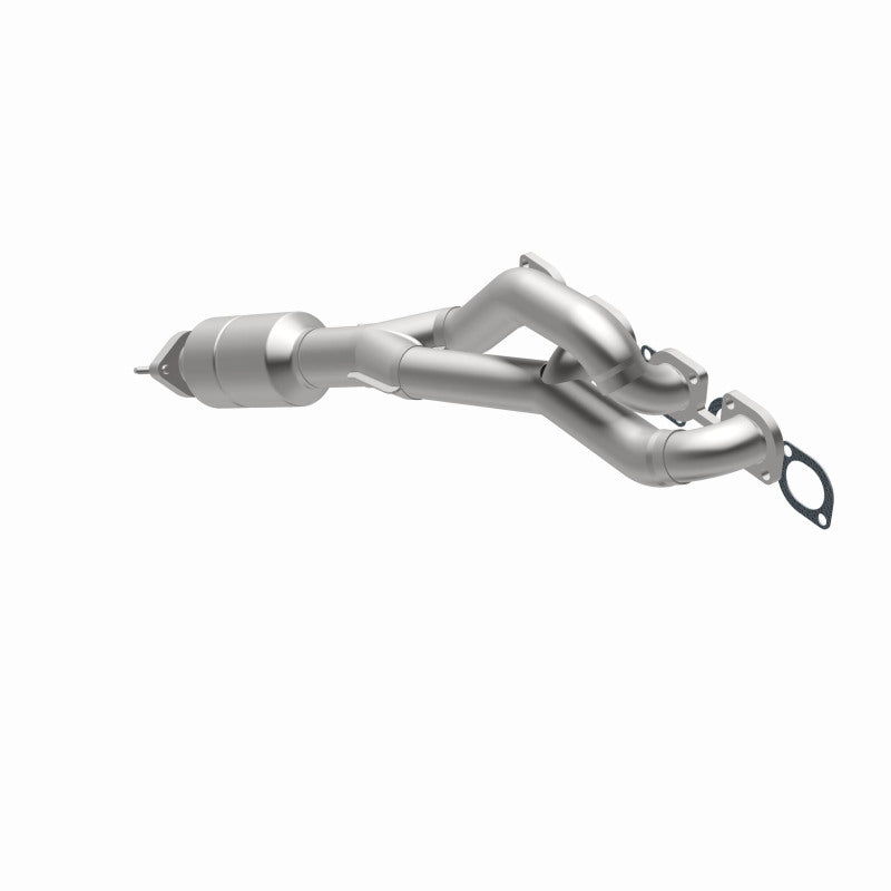 MagnaFlow Direct Fit Catalytic Conv BMW 99-03 540I 4.4L / 99-01 740I/740IL 4.4L California - P/S