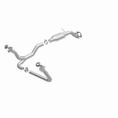 MagnaFlow Direct Fit Catalytic Converter 00-05 Blazer 4WD 4.3L