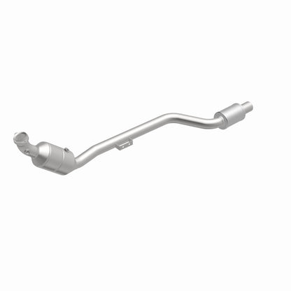 MagnaFlow Direct Fit Catalytic Converter 06-07 Mercedes C230 2.5L Passenger Side