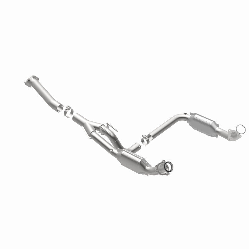 MagnaFlow Direct Fit Catalytic Converter Chevy Express 4.3L/5.4L