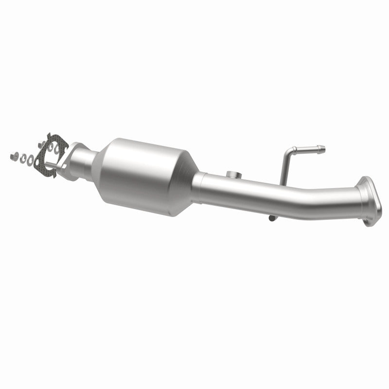 MagnaFlow California Direct Fit Catalytic Converter 13-15 Nissan NV200 2.0L