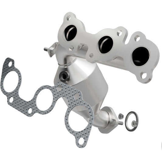 MagnaFlow Direct Fit Catalytic Converter 04-06 Toyota Sienna 3.3L