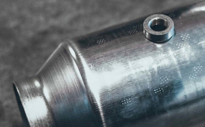 MagnaFlow Univ Cat Conv CA MagnaFlow Univ Cat Conv 2.5in Inlet/Outlet Center/Center Round