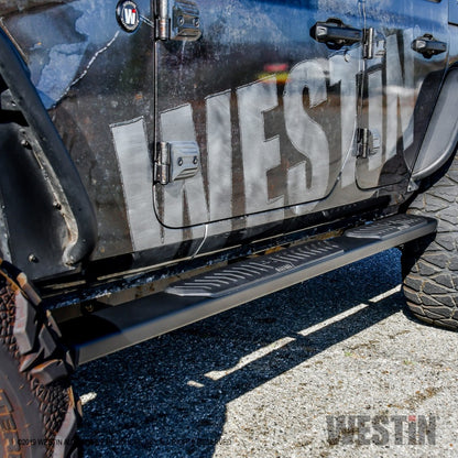 Westin 18-22 Jeep Wrangler JLU 4dr R5 Nerf Step Bars - Tex. Blk