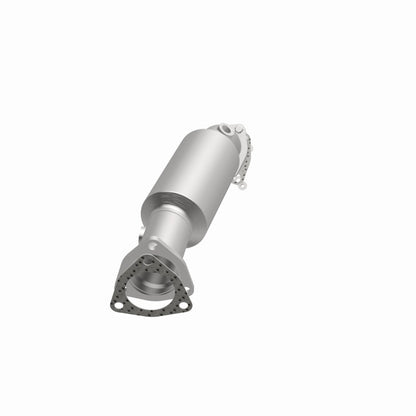 MagnaFlow Direct Fit Catalytic Converter 97-00 Audi A4 1.8L