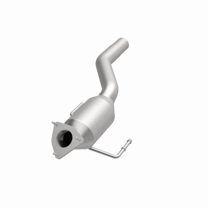 MagnaFlow Direct Fit Catalytic Converter 04-07 VW Touareg 4.2L Driver Side