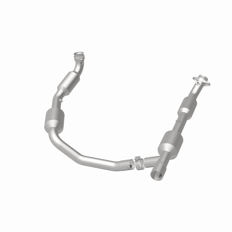 MagnaFlow Direct Fit Catalytic Converter 05-06 Ford E-350 Super Duty 5.4L