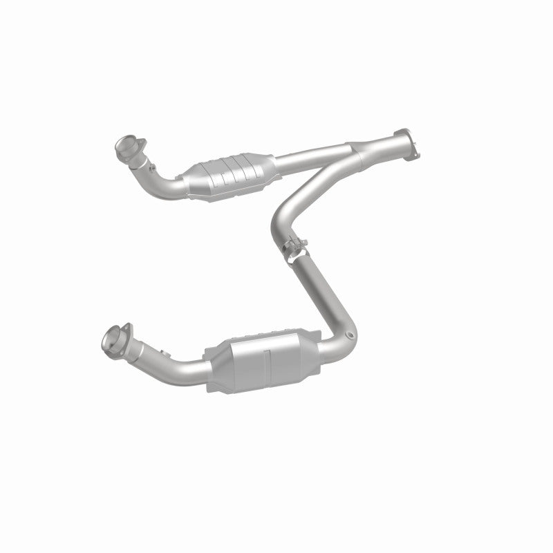 MagnaFlow Direct Fit Catalytic Converter 00-01Tahoe/Yukon V8 5.7L