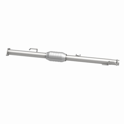 MagnaFlow Direct Fit Catalytic Converter 00-04 Tundra 3.4L Rear