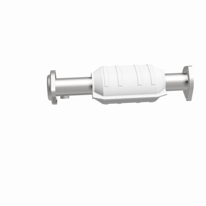 MagnaFlow Direct Fit Catalytic Converter 01/20/00-01 Jeep Cherokee 4.0L Rear (49 State)