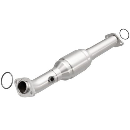 MagnaFlow Direct Fit Catalytic Converter 05-09 Toyota Tacoma 4.0L P/S Rear