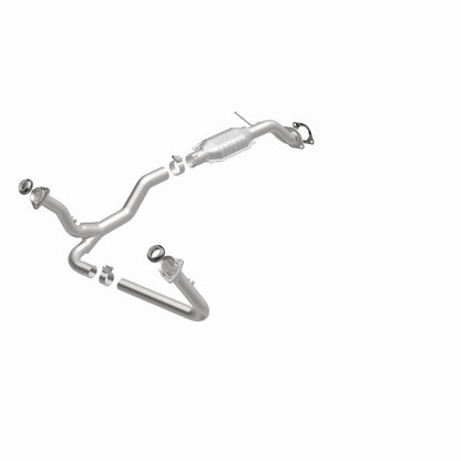 MagnaFlow Direct Fit Catalytic Converter 00-05 Blazer 4WD 4.3L OEM