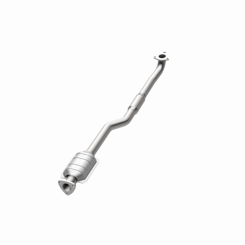 MagnaFlow Direct Fit Catalytic Converter 99-02 Daewoo Leganza 2.2L