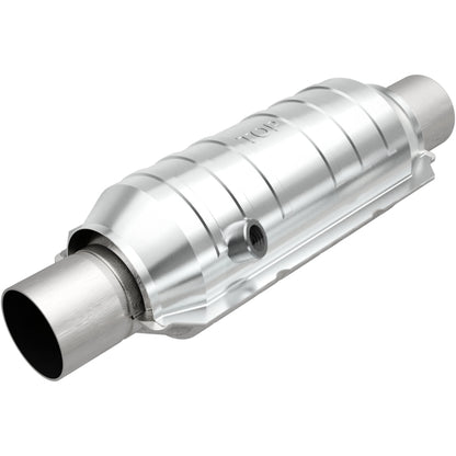 MagnaFlow Universal Catalytic Converter 2.00 OEM Angled O2