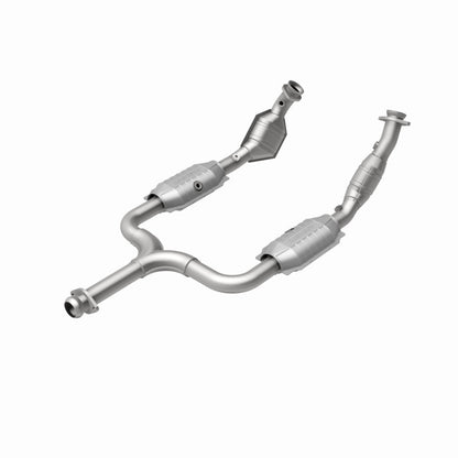 MagnaFlow Direct Fit Catalytic Converter 2003 Ford Mustang 3.8L