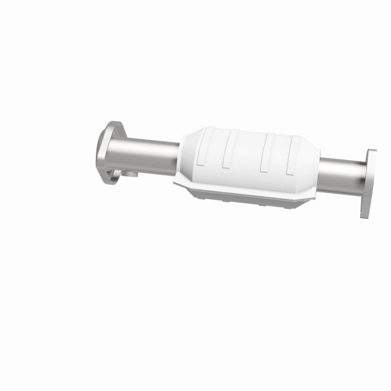 MagnaFlow Direct Fit Catalytic Converter 01/20/00-01 Jeep Cherokee 4.0L Rear (49 State)