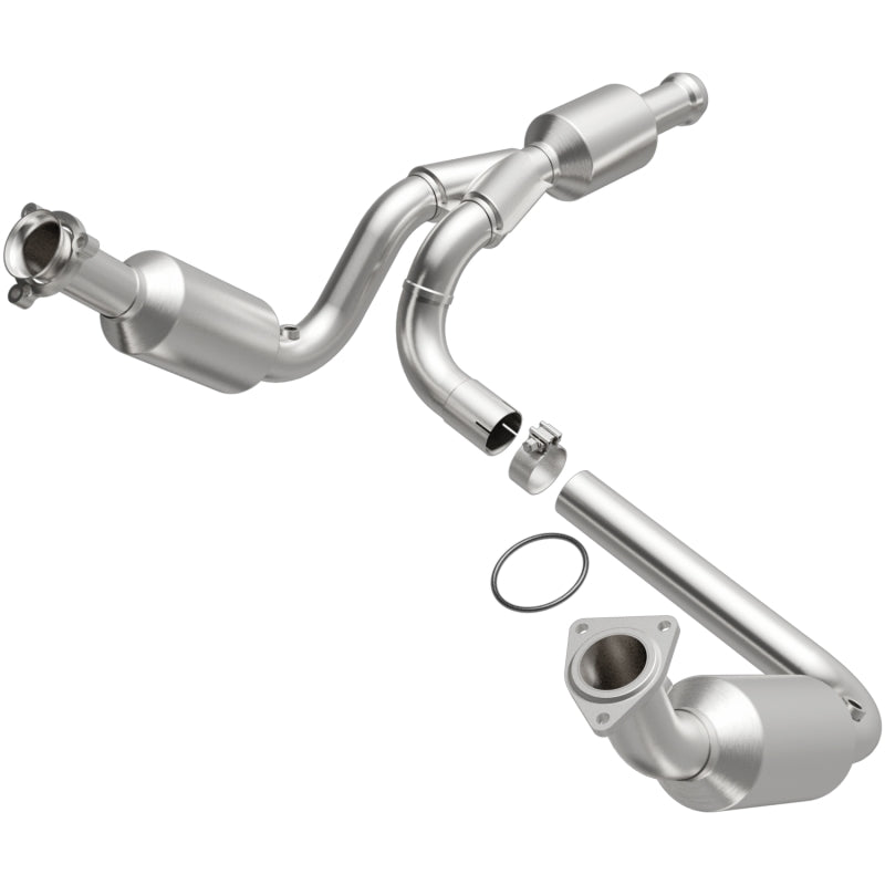 MagnaFlow Direct Fit Catalytic Converter 10-13 GMC Sierra 1500 V6 4.3L