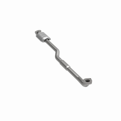 MagnaFlow Direct Fit Catalytic Converter 99-02 Daewoo Leganza 2.2L