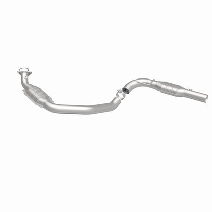 MagnaFlow Direct Fit Catalytic Converter 07-08 Express 2500 4.8L Driver Side