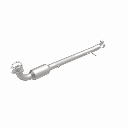 MagnaFlow Direct Fit Catalytic Converter 07-09 Range Rover v8 4.2/4.4L OEM Underbody
