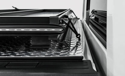 Access LOMAX Tri-Fold 09-17 Dodge Ram 1500 5ft 7in Short Bed (w/o RamBox Cargo Management System)