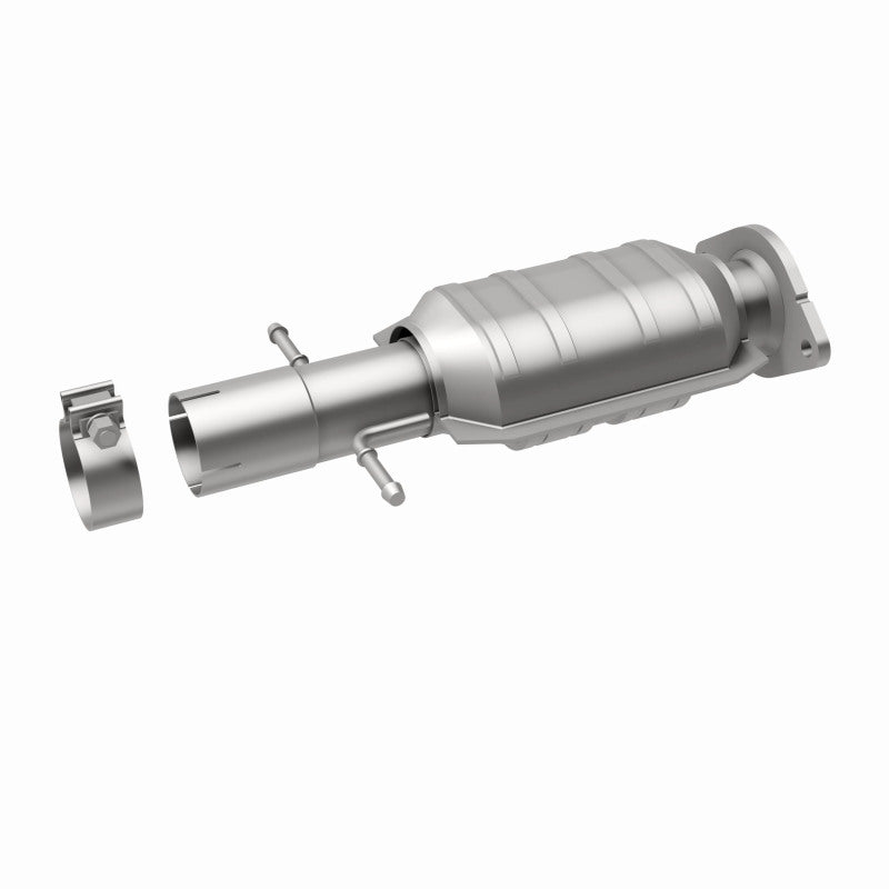 MagnaFlow Direct Fit Catalytic Converter 09-11 Chevy Malibu 3.6L