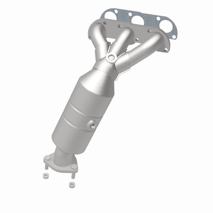 MagnaFlow Direct Fit Catalytic Converter 04-05 Suz Verona2.5 Manifold Rear