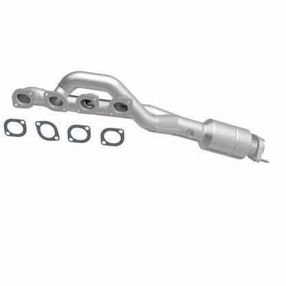 MagnaFlow Direct Fit Catalytic Conv BMW 99-03 540I 4.4L / 99-01 740I/740IL 4.4L California - P/S
