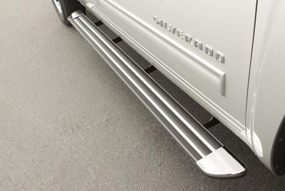 Lund 07-17 Chevy Silverado 1500 Crew Cab Crossroads 87in. Running Board Kit - Chrome