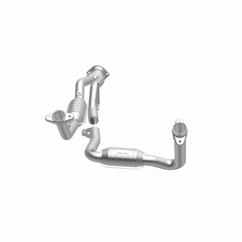MagnaFlow Direct Fit Catalytic Converter 07-08 Jeep G/C OEM