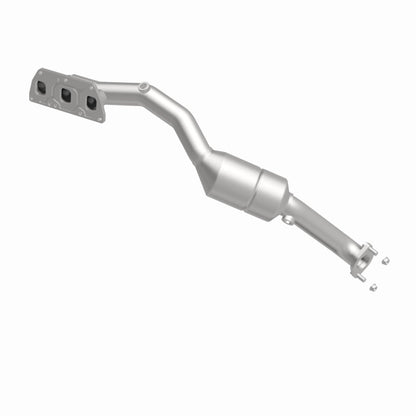 MagnaFlow Direct Fit Catalytic Converter 05-09 Audi A8 6.0L