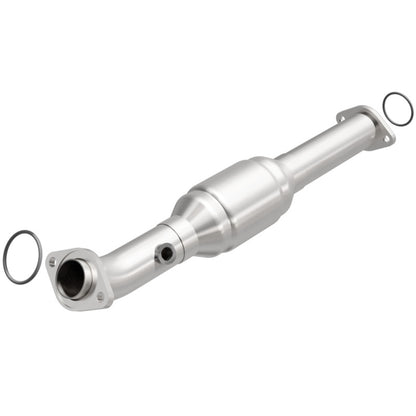 MagnaFlow Direct Fit Catalytic Converter 05-09 Toyota Tacoma 4.0L P/S Rear
