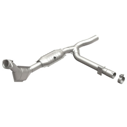 MagnaFlow Direct Fit Catalytic Converter 99-00 Ford F-150 4.6L