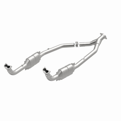 MagnaFlow Direct Fit Catalytic Converter 99-04 LR Discovery V8 OEM