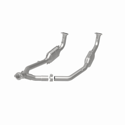 MagnaFlow Direct Fit Catalytic Converter 99-04 LR Discovery V8 OEM