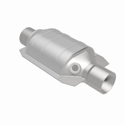 MagnaFlow Universal Catalytic Converter 2 W/Single O2 Boss