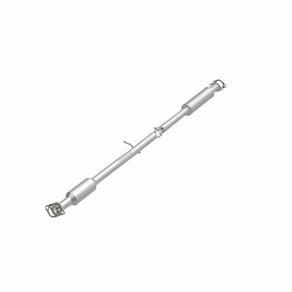 MagnaFlow Direct Fit Catalytic Converter OEM 14-15 Hyundai Tucson 2.0L Underbody