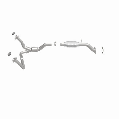 MagnaFlow Direct Fit Catalytic Converter 00-04 Blazer OEM