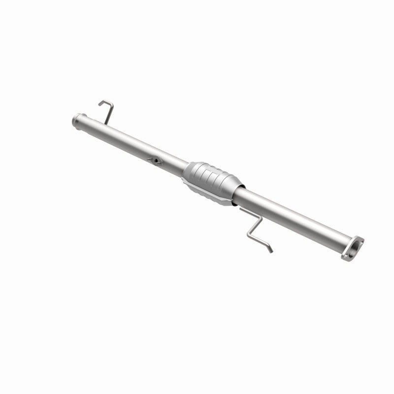 MagnaFlow Direct Fit Catalytic Converter 00-04 Tundra 3.4L Rear
