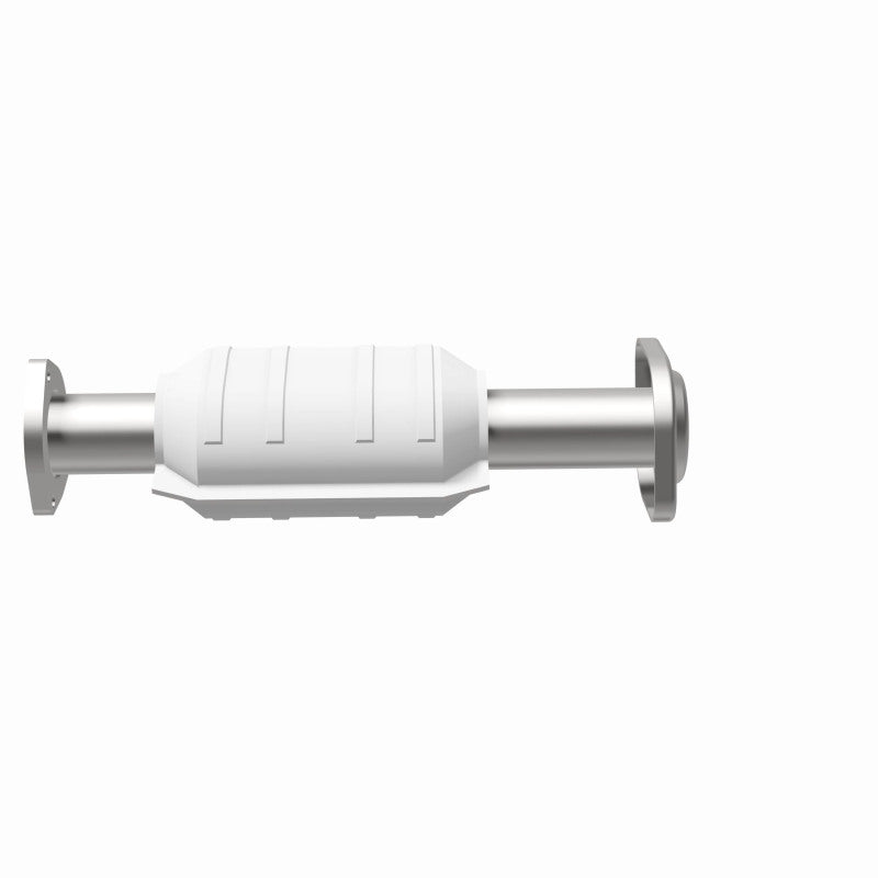 MagnaFlow Direct Fit Catalytic Converter 01/20/00-01 Jeep Cherokee 4.0L Rear (49 State)