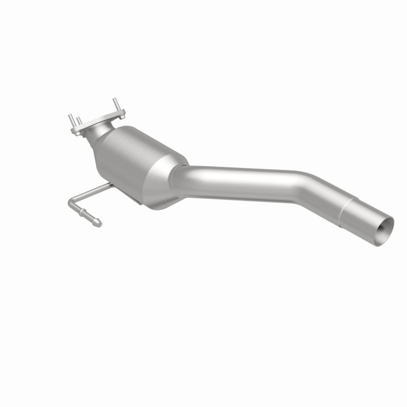 MagnaFlow Direct Fit Catalytic Converter 04-07 VW Touareg 4.2L Driver Side