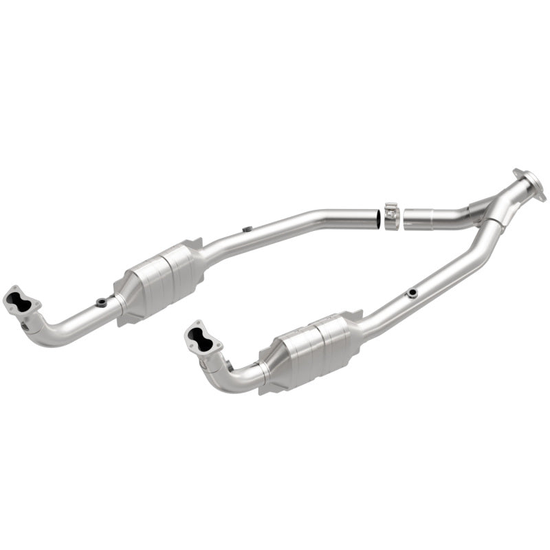 MagnaFlow Direct Fit Catalytic Converter 99-04 LR Discovery V8 OEM
