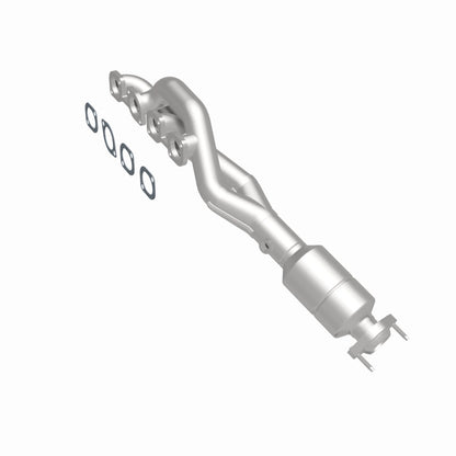 MagnaFlow Direct Fit Catalytic Conv BMW 99-03 540I 4.4L / 99-01 740I/740IL 4.4L California - P/S