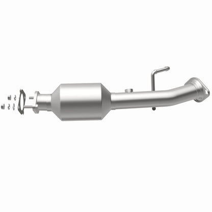 MagnaFlow California Direct Fit Catalytic Converter 13-15 Nissan NV200 2.0L