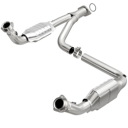 MagnaFlow DF Cat Conv 07-09 Chevrolet/GMC Silverado/Sierra 2500 HD 6.0L Y-Pipe Assy excludes Classic